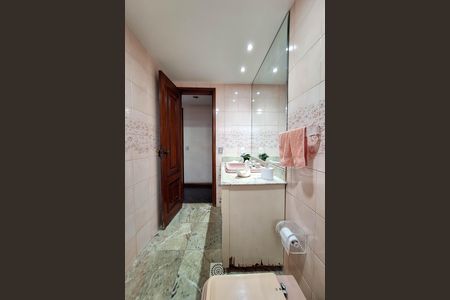 Apartamento para alugar com 362m², 4 quartos e 3 vagas Apartamento para alugar com 362m², 4 quartos e 3 vagasBanheiro social