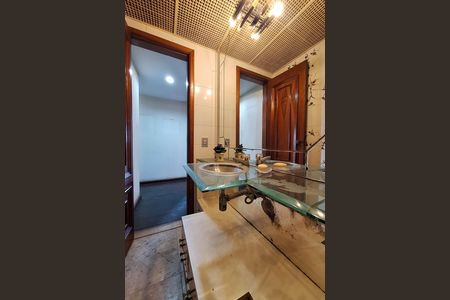 Apartamento para alugar com 362m², 4 quartos e 3 vagas Apartamento para alugar com 362m², 4 quartos e 3 vagasLavabo
