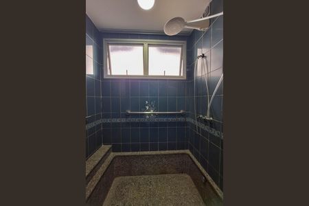Apartamento para alugar com 362m², 4 quartos e 3 vagas Apartamento para alugar com 362m², 4 quartos e 3 vagasBanheiro da Suíte 1
