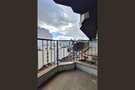 Apartamento para alugar com 362m², 4 quartos e 3 vagas Apartamento para alugar com 362m², 4 quartos e 3 vagasSuíte 1