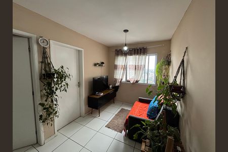 Sala de apartamento para alugar com 2 quartos, 46m² em Parque Boa Esperança, São Paulo