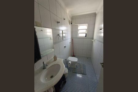 Casa para alugar com 156m², 2 quartos e 2 vagasBanheiro 