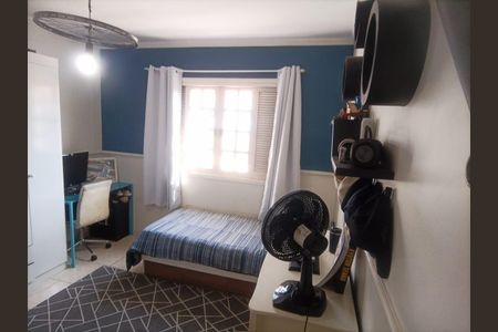 Casa para alugar com 156m², 2 quartos e 2 vagasQuarto