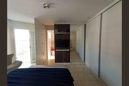 Casa para alugar com 156m², 2 quartos e 2 vagasQuarto 