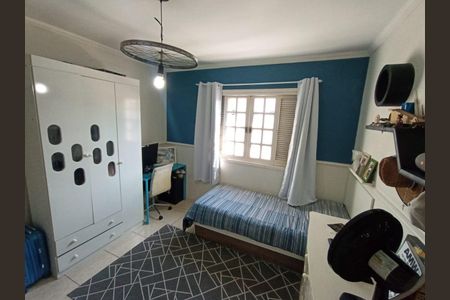 Casa para alugar com 156m², 2 quartos e 2 vagasQuarto
