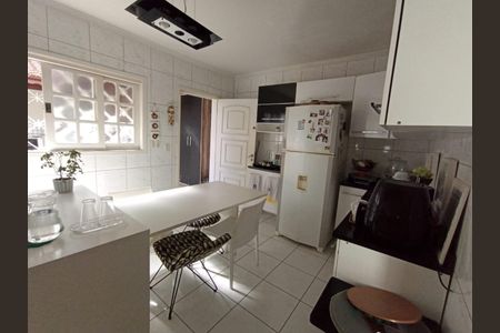 Cozinha de casa para alugar com 2 quartos, 156m² em Vila Prel, São Paulo