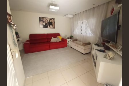 Sala de casa para alugar com 2 quartos, 156m² em Vila Prel, São Paulo