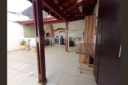 Casa para alugar com 156m², 2 quartos e 2 vagasÁrea externa