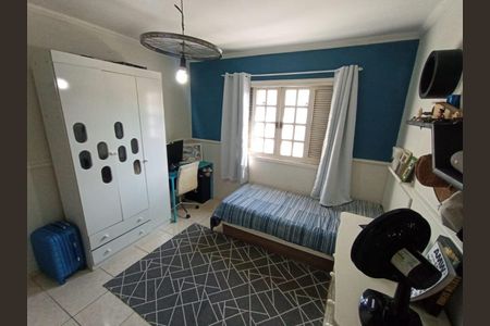 Casa para alugar com 156m², 2 quartos e 2 vagasQuarto