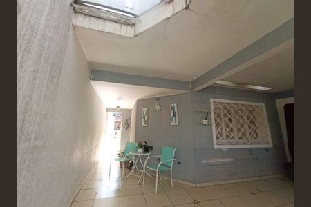 Casa para alugar com 156m², 2 quartos e 2 vagasÁrea externa