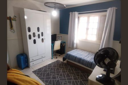 Casa para alugar com 156m², 2 quartos e 2 vagasQuarto 
