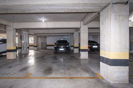 Apartamento à venda com 75m², 3 quartos e 2 vagas Apartamento à venda com 75m², 3 quartos e 2 vagasGaragem