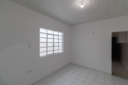 Casa para alugar com 114m², 2 quartos e 2 vagas Casa para alugar com 114m², 2 quartos e 2 vagasSala