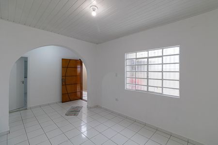 Casa para alugar com 114m², 2 quartos e 2 vagas Casa para alugar com 114m², 2 quartos e 2 vagasSala