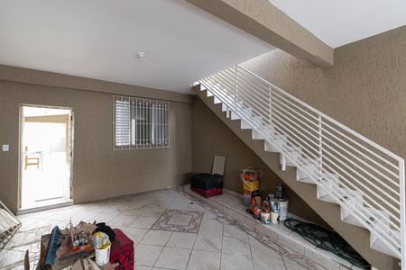 Casa para alugar com 114m², 2 quartos e 2 vagas Casa para alugar com 114m², 2 quartos e 2 vagasGaragem