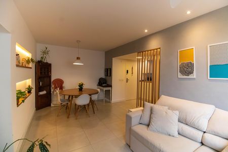 Apartamento à venda com 100m², 3 quartos e sem vagaSala