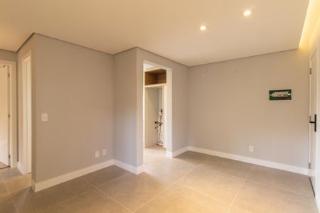 Sala de apartamento à venda com 2 quartos, 45m² em Santa Cândida, Curitiba