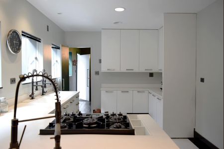 Casa à venda com 312m², 4 quartos e 3 vagasCozinha