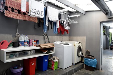 Casa à venda com 312m², 4 quartos e 3 vagasÁrea de Serviço