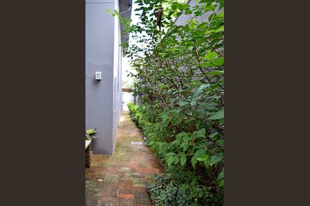Casa à venda com 312m², 4 quartos e 3 vagasCorredor lateral