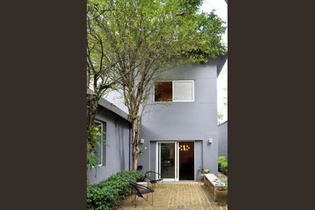 Casa à venda com 312m², 4 quartos e 3 vagasQuintal