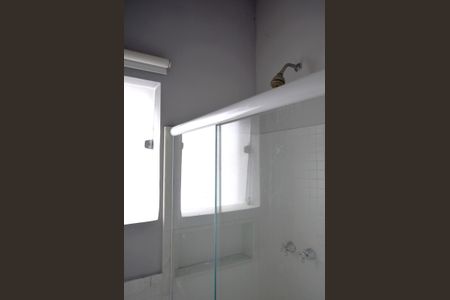 Casa à venda com 312m², 4 quartos e 3 vagasBanheiro 2