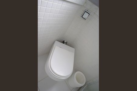 Casa à venda com 312m², 4 quartos e 3 vagasBanheiro 2