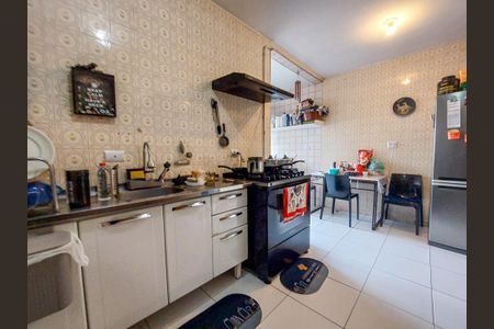 Apartamento à venda com 88m², 2 quartos e 1 vagaCozinha