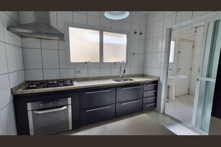 Casa para alugar com 180m², 3 quartos e 2 vagas Casa para alugar com 180m², 3 quartos e 2 vagasCozinha