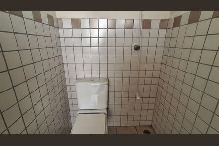 Casa para alugar com 180m², 3 quartos e 2 vagas Casa para alugar com 180m², 3 quartos e 2 vagasBanheiro edicula