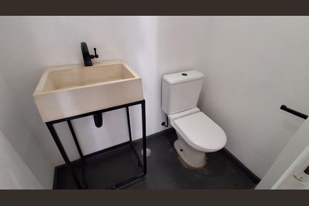 Casa para alugar com 180m², 3 quartos e 2 vagas Casa para alugar com 180m², 3 quartos e 2 vagasLavabo