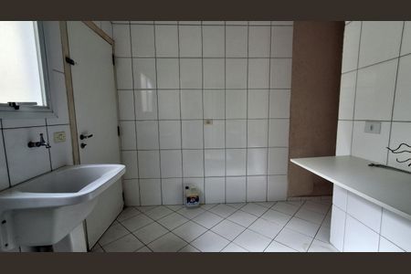 Casa para alugar com 180m², 3 quartos e 2 vagas Casa para alugar com 180m², 3 quartos e 2 vagasÁrea de Serviço