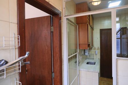 Apartamento para alugar com 70m², 2 quartos e 1 vaga Apartamento para alugar com 70m², 2 quartos e 1 vagaÁrea de Serviço