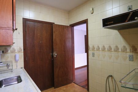 Apartamento para alugar com 70m², 2 quartos e 1 vaga Apartamento para alugar com 70m², 2 quartos e 1 vagaCozinha