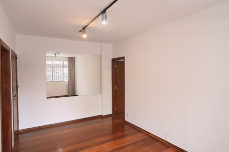 Apartamento para alugar com 70m², 2 quartos e 1 vaga Apartamento para alugar com 70m², 2 quartos e 1 vagaSala