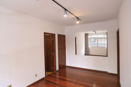 Sala de apartamento para alugar com 2 quartos, 70m² em Funcionários, Belo Horizonte
