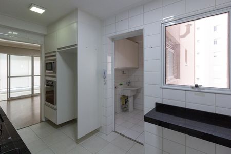 Apartamento à venda com 86m², 2 quartos e 2 vagasCozinha