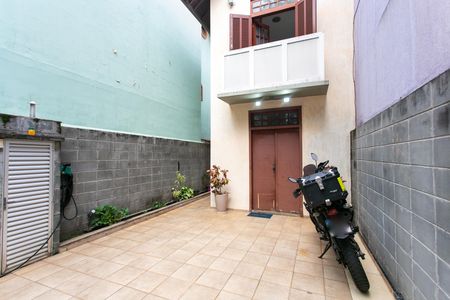 Casa de condomínio à venda com 200m², 3 quartos e 2 vagas Casa de condomínio à venda com 200m², 3 quartos e 2 vagasGaragem