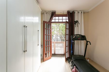 Casa de condomínio à venda com 200m², 3 quartos e 2 vagas Casa de condomínio à venda com 200m², 3 quartos e 2 vagasQuarto 1