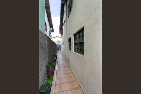 Casa de condomínio à venda com 200m², 3 quartos e 2 vagas Casa de condomínio à venda com 200m², 3 quartos e 2 vagasCorredor Externo