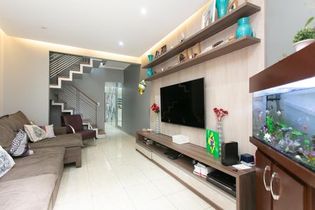 Sala  de casa de condomínio à venda com 3 quartos, 200m² em Jardim Santo Antonio, São Paulo