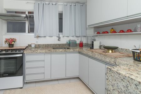 Apartamento à venda com 96m², 2 quartos e 1 vagaCozinha