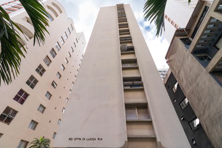 Apartamento à venda com 96m², 2 quartos e 1 vagaFachada