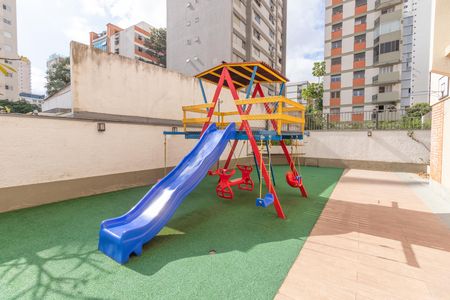 Apartamento à venda com 96m², 2 quartos e 1 vagaÁrea Comum - Playground