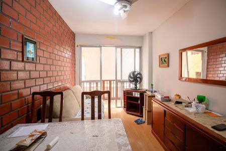 Sala de apartamento para alugar com 2 quartos, 45m² em Penha, Rio de Janeiro