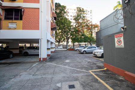 Apartamento para alugar com 45m², 2 quartos e 1 vaga Apartamento para alugar com 45m², 2 quartos e 1 vagaGaragem