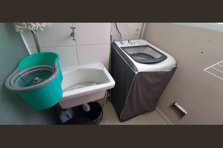 Apartamento à venda com 49m², 2 quartos e 1 vaga Apartamento à venda com 49m², 2 quartos e 1 vagaÁrea de Serviço