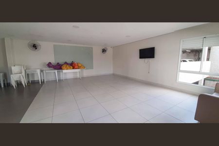 Apartamento à venda com 49m², 2 quartos e 1 vaga Apartamento à venda com 49m², 2 quartos e 1 vagaÁrea comum - Salão de Festas