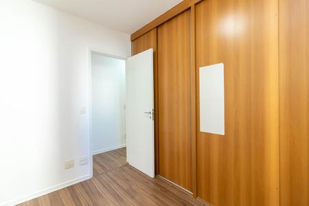 Apartamento à venda com 69m², 3 quartos e 2 vagasQuarto 2