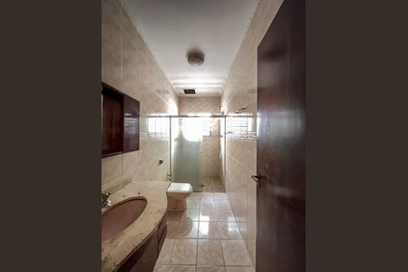 Casa para alugar com 200m², 4 quartos e 4 vagas Casa para alugar com 200m², 4 quartos e 4 vagasCasa 2 - Banheiro